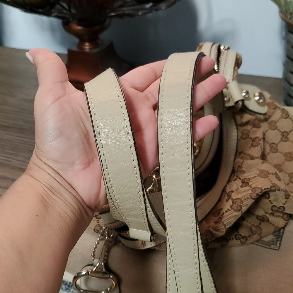 Gucci Brown and Beige Monogram Handbag Set - Picture 10 of 13